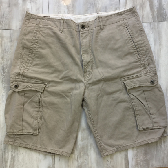 Levi's Other - Levi's Tan Cargo Shorts 36